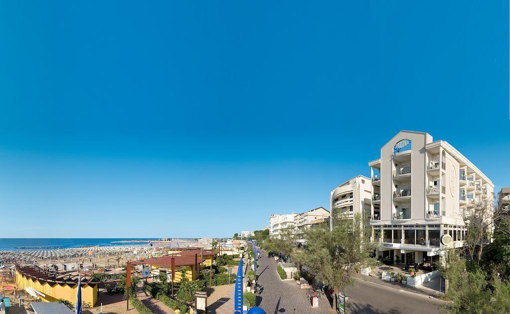 Hotel Prestige Каттолика Экстерьер фото